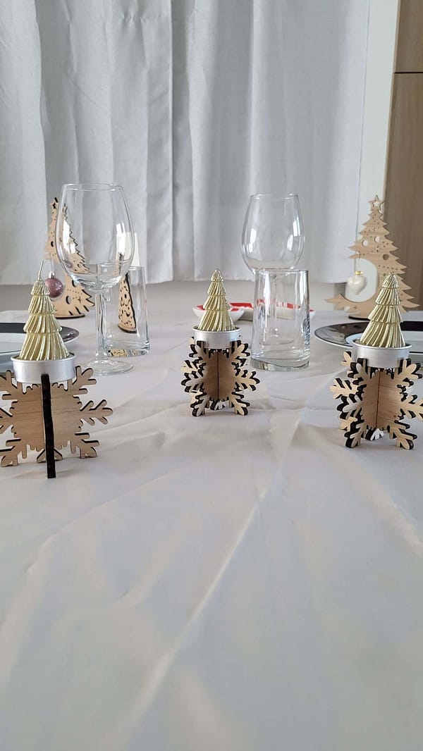 Porte bougie flocon avec bougie sapin